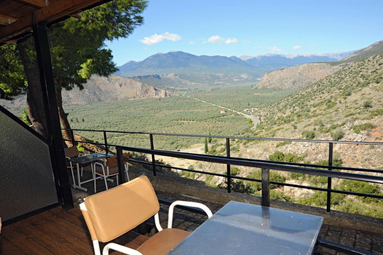 Chrissa Camping Rooms & Bungalows Delfi Esterno foto