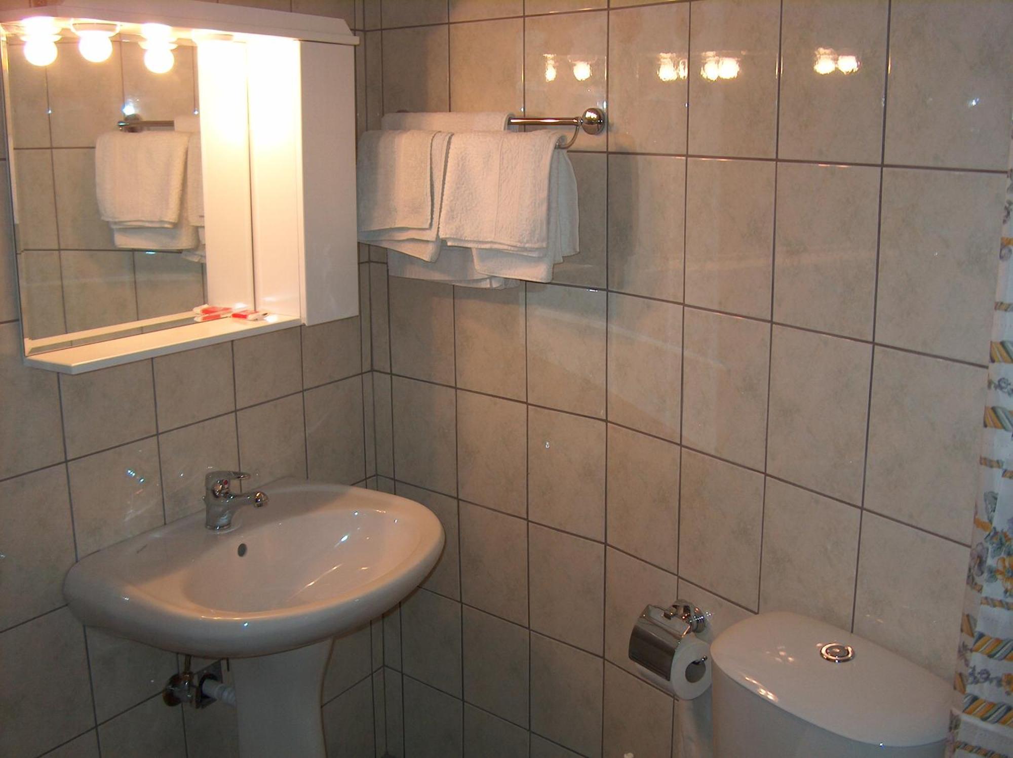Chrissa Camping Rooms & Bungalows Delfi Camera foto